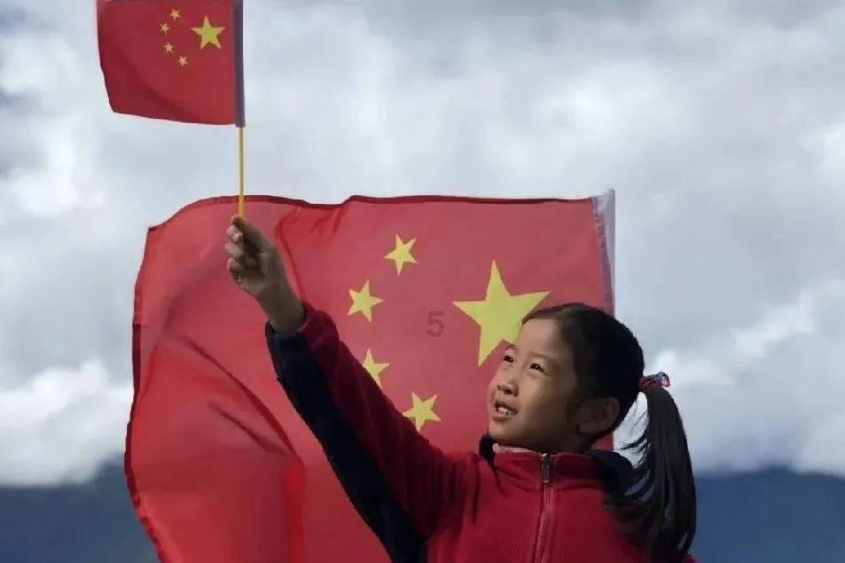 腾讯游戏《英雄联盟》抖音首次开播
