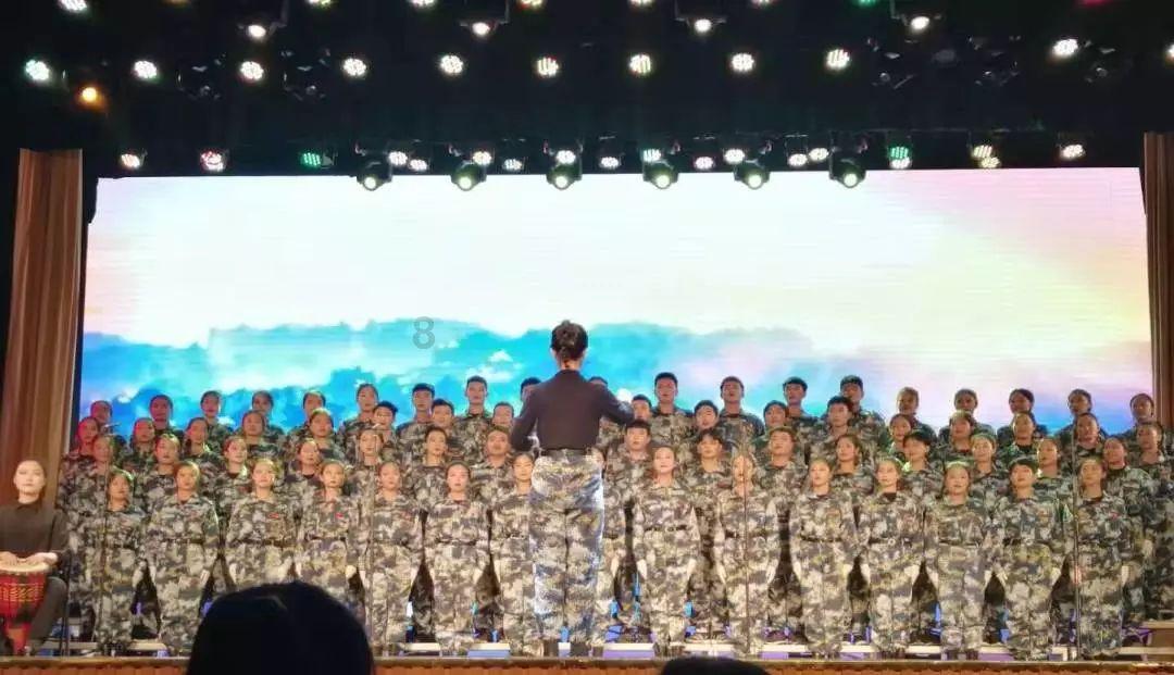 迪马济奥:小基恩到现场观看马竞本轮西甲联赛