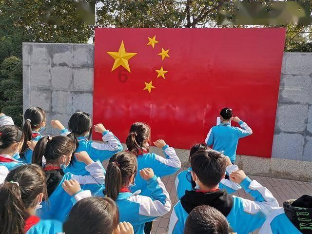 2024年黑龙江省首趟哈尔滨—齐齐哈尔烤肉专列启动运行