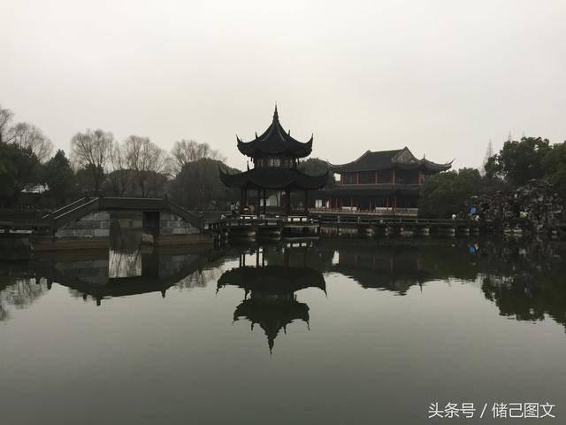 暗夜行驶者